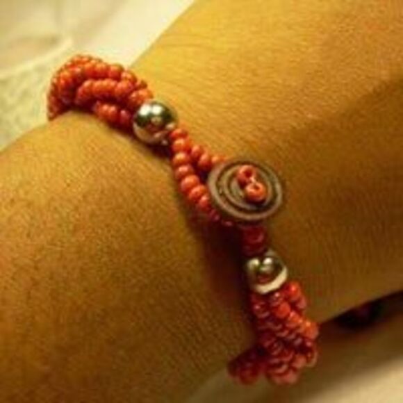 Red Beaded Bracelet Necklace Jewelry Set - Picture 4 of 4